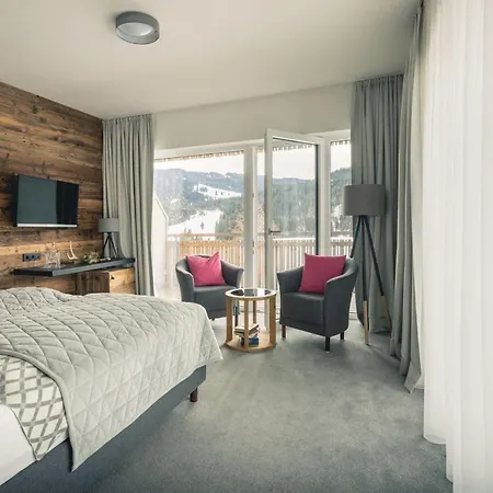 Hotel Bergblick Am Berg! 4*